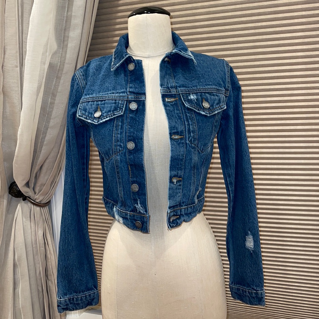 Nwt Carmar Claudius Cropped Distressed Denim Jacket